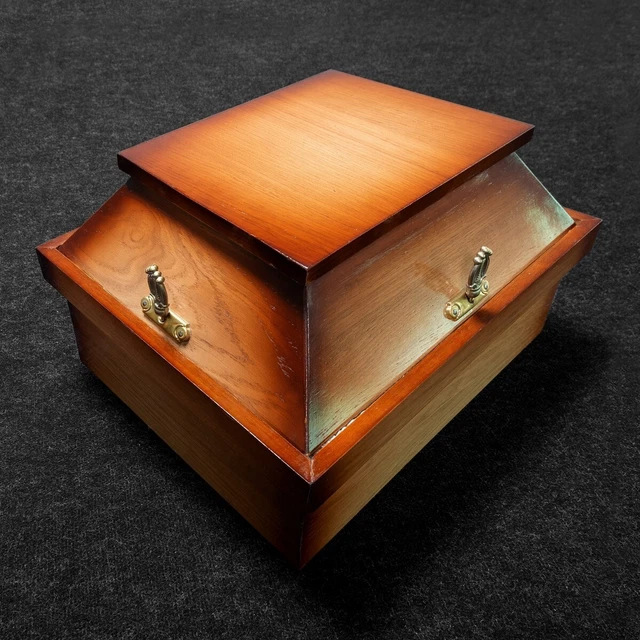 PETIT CERCUEIL BOIS Animal Chien Chat Small Wooden Coffin Animal Cat