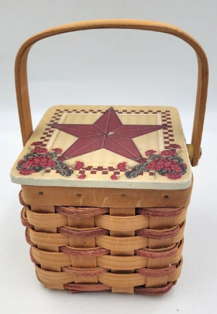 Woven Basket with Moveable Handle Hinged Lid Red Star Blue Florals Design 4”