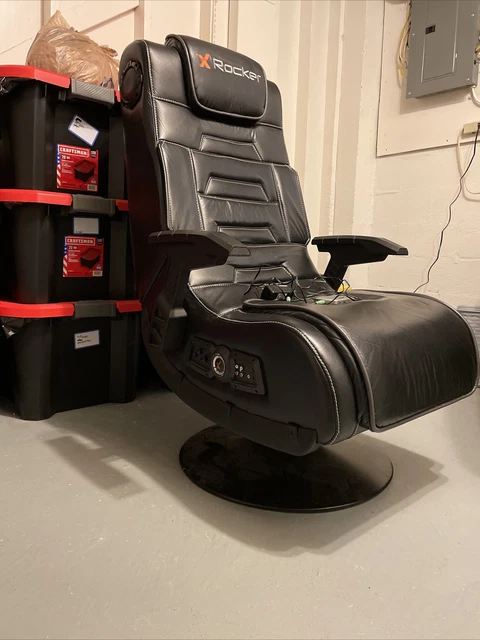 X Rocker vibrating Pro Series Gaming Chair with wireless audio transmitter X Rocker vibrating Pro Series Gaming Chair with wireless audio transmitter
