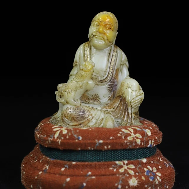 Chinese Exquisite Handmade Arhat Carving Shoushan Stone Statue
