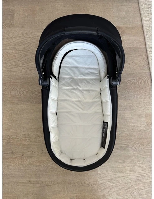 Cybex Priam 3 Lux Carry Cot / Bassinet (2021)