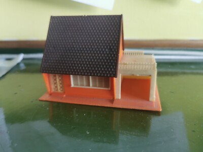 Conn LOTTO PER PLASTICO FERROVIARIO LIMA H0 CASETTA CASELLANTE CONN CAMPANELLO 