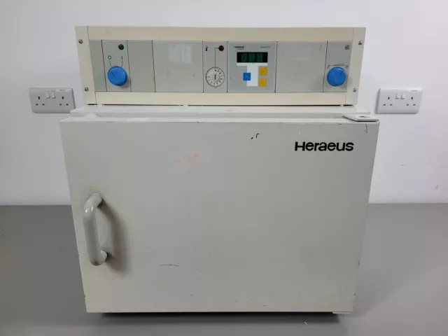 Heraeus B 6030 Benchtop Laboratoire Incubateur Labo