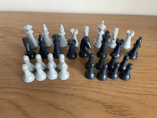 Saitek Kasparov Sprechtrainer Schachfiguren - Komplettset 32 *ERSATZTEILE / TEILE*