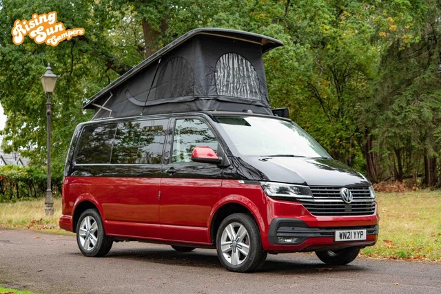 2021 VOLKSWAGEN TRANSPORTER TDI 150 Highline Kombi Van DSG