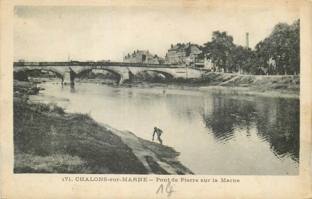 51 CHALONS SUR MARNE le pont de pierre 787
