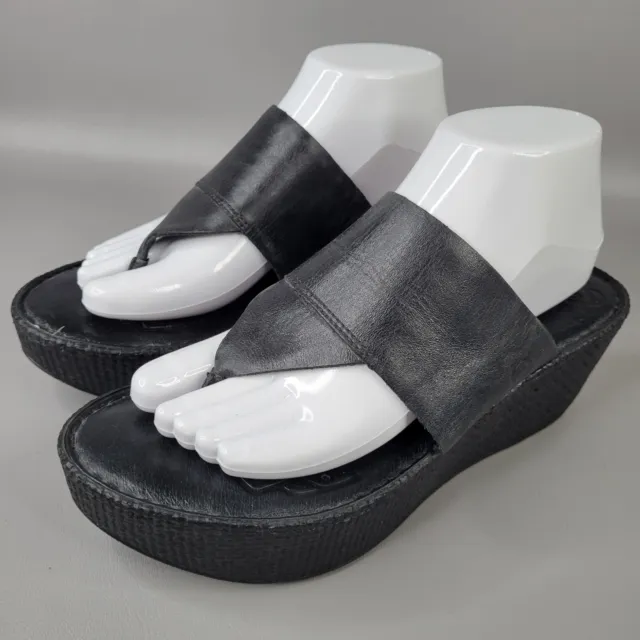 Born Women's Black Leather Thong Slip On Wedge Heel Sandals Size 9