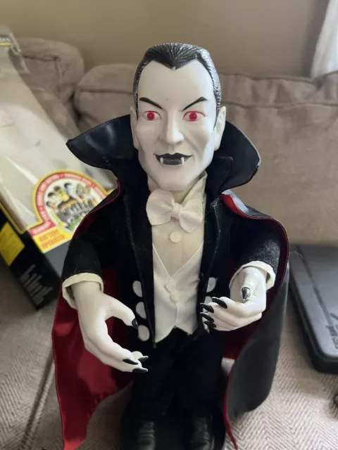 Vintage 1992 Telco Universal Studios Monsters DRACULA Halloween Figure W/BOX