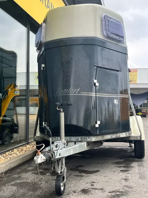 Böckmann Comfort 2t 2-Pferdeanhänger SK Viehtransporter Pferdetransport