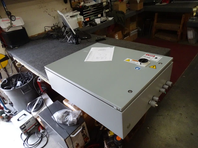 Hoffman Electrical Enclosure CSD24308 w/ Omron AB Allen Bradley Telemecanique