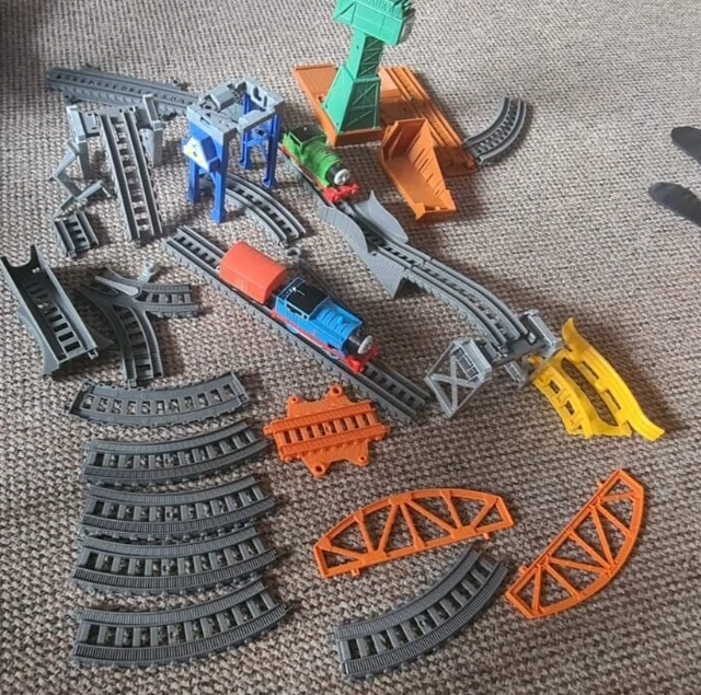 Sodor Adventure Set THOMAS THE TANK Engine Tomy Trackmaster Sodor Quarry Loader & Adventure ...