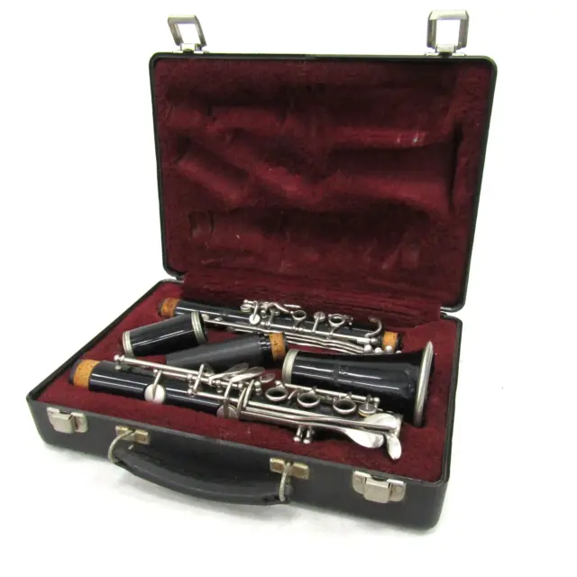 The Selmer Company Bundy Clarinet w/Hardcase PreOwned Untested Good Condition