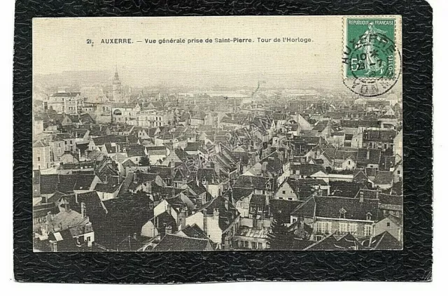 CPA 89 AUXERRE - Vue générale prise de Saint-Pierre - Tour de l'Horloge