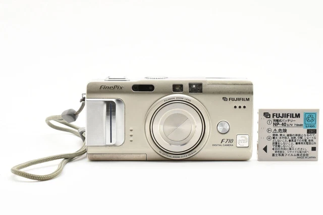 FUJIFILM FINEPIX F710 Digital Camera Silver LCD Defective