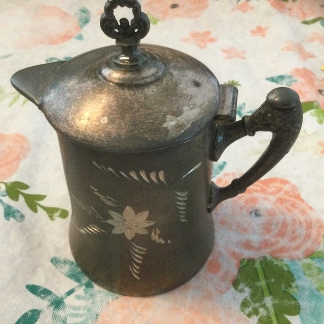 V.w. Bergh Quadruple Plate Hing Lidded Handled Creamer Etched Florals