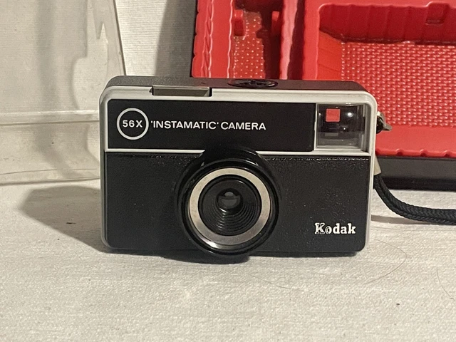 Appareil photo Kodak Instamatic 130 vintage avec pellicule Lomography et étui de transport - France