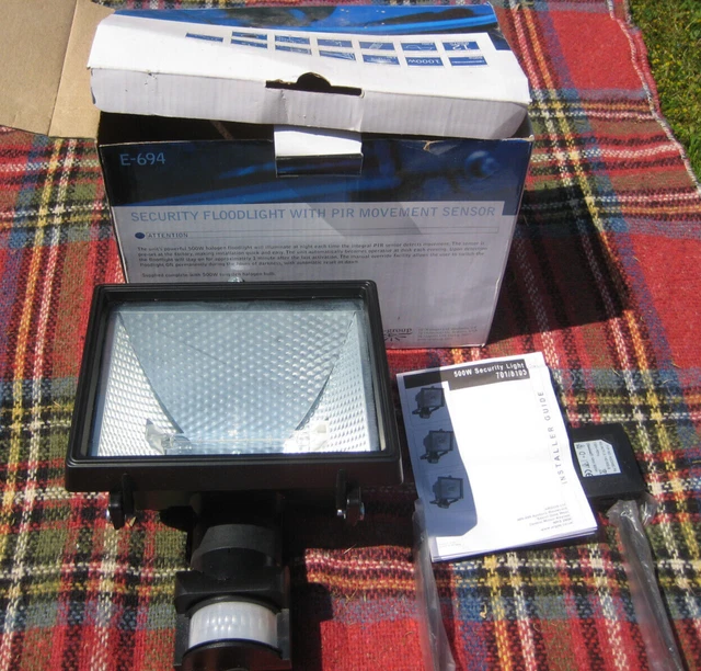 SECURITY FLOODLIGHT PIR sensor & maual override NEW £15.00 PicClick UK