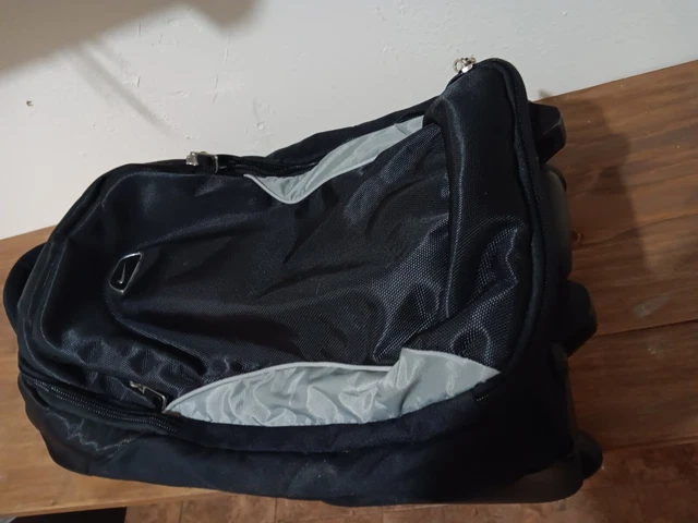 NIKE Large  Upright Black Rolling Sport Duffel Luggage Gear Bag Suitcase