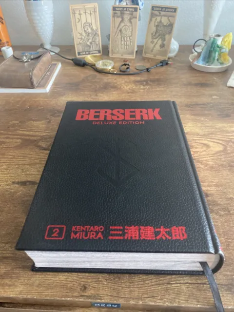  Berserk Deluxe Volume 2: 9781506711997: Miura, Kentaro,  Johnson, Duane, Miura, Kentaro: Books
