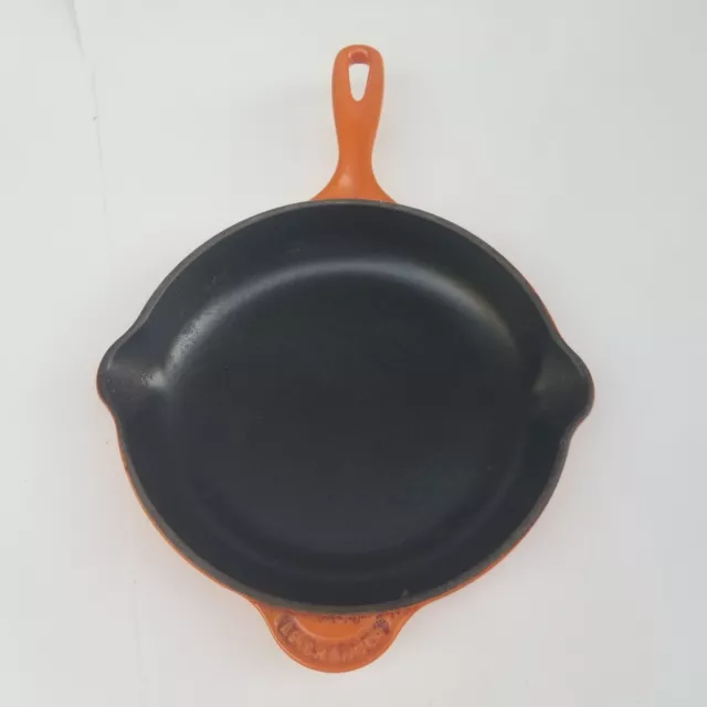 LE CREUSET FRANCE Signature Grill Frying Pan Skillet Orange 9" In. Cast Iron