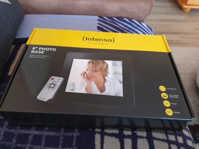 Intenso Photo Base 8 Zoll  Digitaler Fotorahmen Schwarz Neuwertig