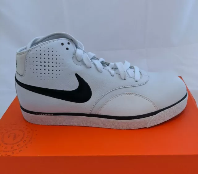 New Nike Zoom BB Street Color White/Black Size 8 NIB 316723101