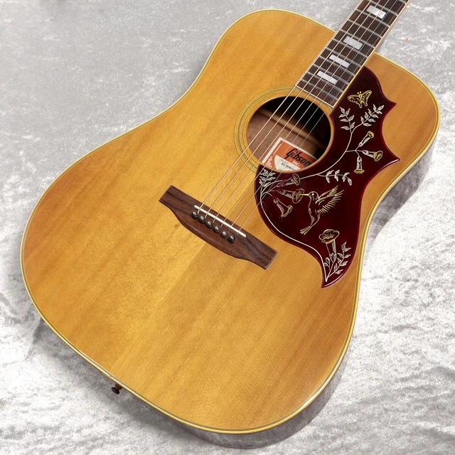 Used Gibson / 1974-1975 Hummingbird Acoustic Guitar