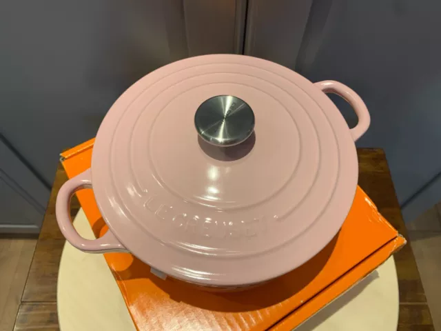 Le Creuset Gusseisen 18 cm 1,5 l Sukyaki Topf Risotto Topf - Tuch rosa