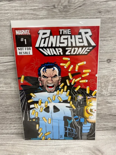 Marvel Legends Comics Toybiz Comic Book Reprint The Punisher War Zone #1