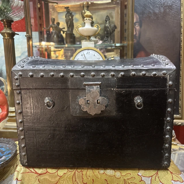 Coffret de décoration du XXe siècle