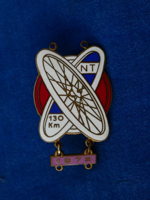 SUPERBE RARE TOP ++ BADGE ANCIEN Old - BREVET DE RANDONNEUR DES VOSGES - CCC