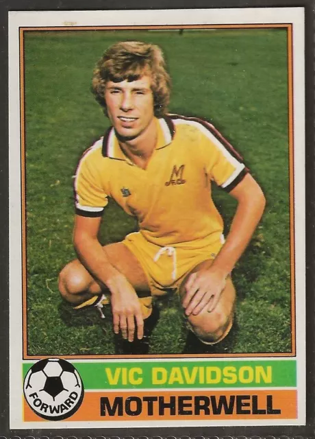 Topps-Football (Scottish Yellow Back 1977)-#039- Motherwell - Vic Davidson