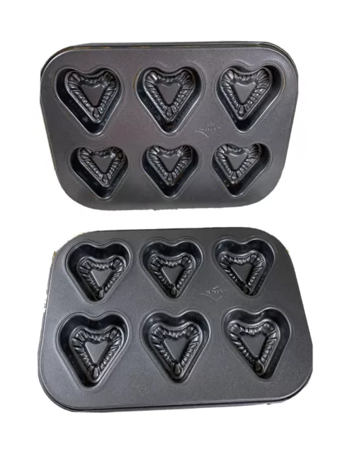 Muffin Pans (2) Cakelet Sculpted Fancy Tops  Love Bombs Non-Stick Gold Coast