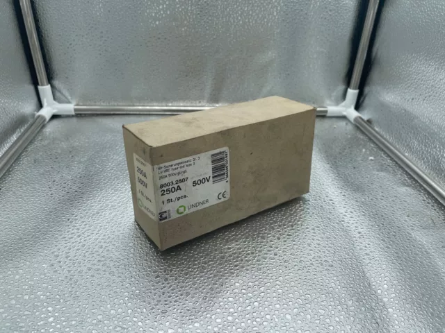 LINDNER Insert Fusible Gr.3/250A, 500V Gl-Gg / comme Neuf