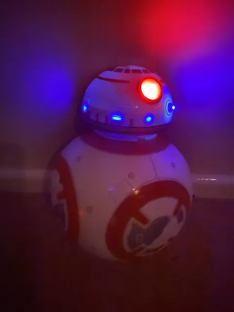 Bb8 on sale wall light