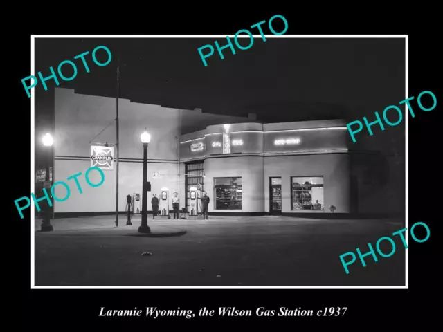 OLD POSTCARD SIZE PHOTO OF LARAMIE WYOMING THE WILSON GAS STATION c1937