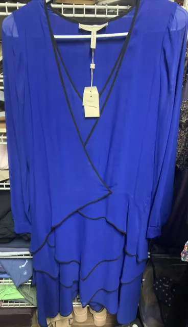 BCBG MaxAzria Runway NWT Royal Blue Black Details Vneck Dress Cocktail Wedding