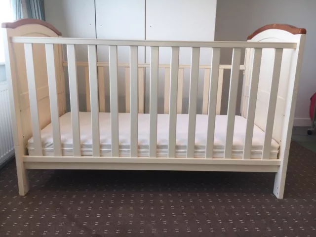 COT BED Henley Babies R Us Mattress cream excellent condition 38.00 PicClick UK