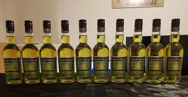 une bouteille 35cl de Fous de Chartreuse 2021 
