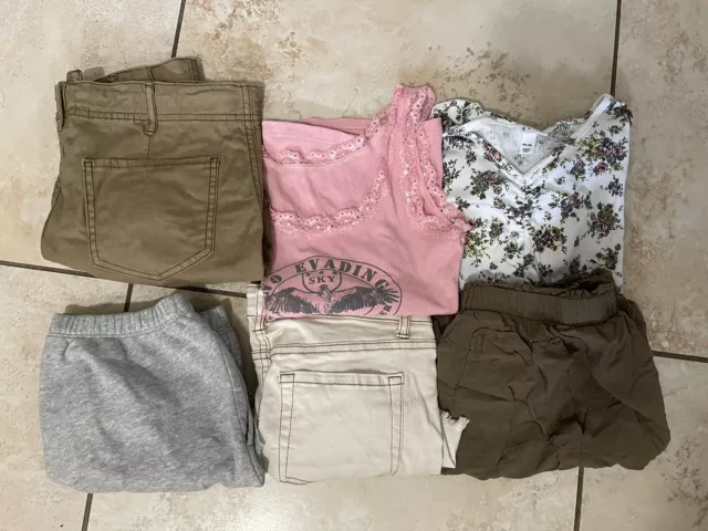 Lot Of Girls Clothes Size 14/16 (20 Pcs)