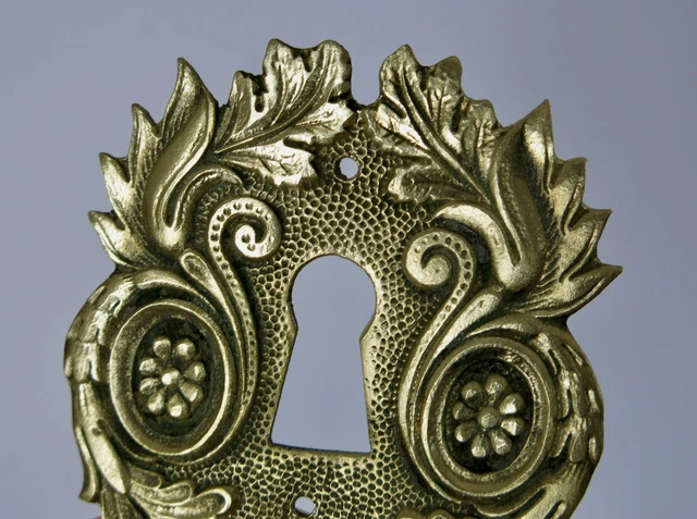 Entrée De Serrure Ancienne Pour Meuble En Laiton Doré - Vintage 1900 - France - Occasion