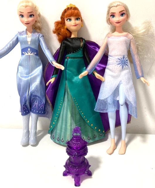 Disney Frozen II  Singing Anna and  Elsa Dolls  11'' Hasbro  Bundle