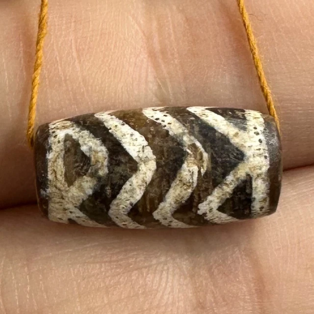 Ancient South Asian Burmese Pumtek Pyu Etched Bead With Rare Stripes