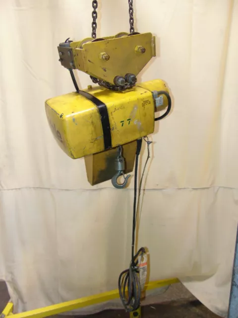 Industrial Yale Electric Chain Hoist 1/2 Ton With Trolley