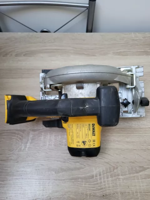 DEWALT XR 18V Dcs391 Circular Saw Shoe Base Top Blade Guard