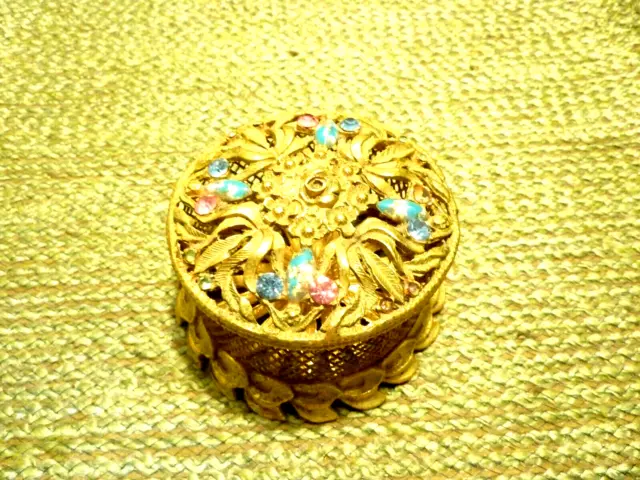 Very Pretty Vintage Brass Wire Trinket Box With Diamante Set Into Lid