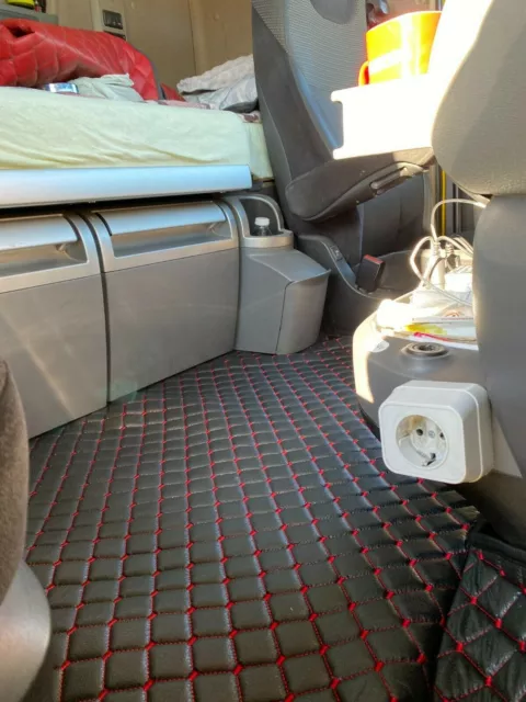 Tapis de sol de camion de luxe noir pour décoration de camion DAF 106 XF...