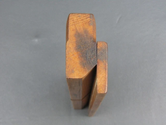 Wooden moulding plane unusual chamfer vintage old tool