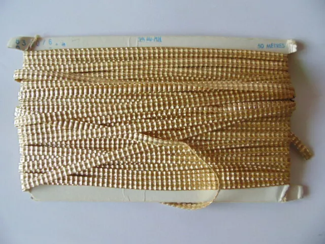 1 METRE DE GALON DORE ANCIEN 7mm / PASSEMENTERIE ANCIENNE FIL MÉTALLIQUE