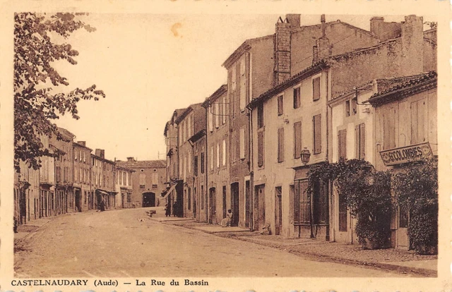 Carte Postale Ancienne CPA 11 - Limoux - Fortification à L'entrée De La Ville (années 1900)